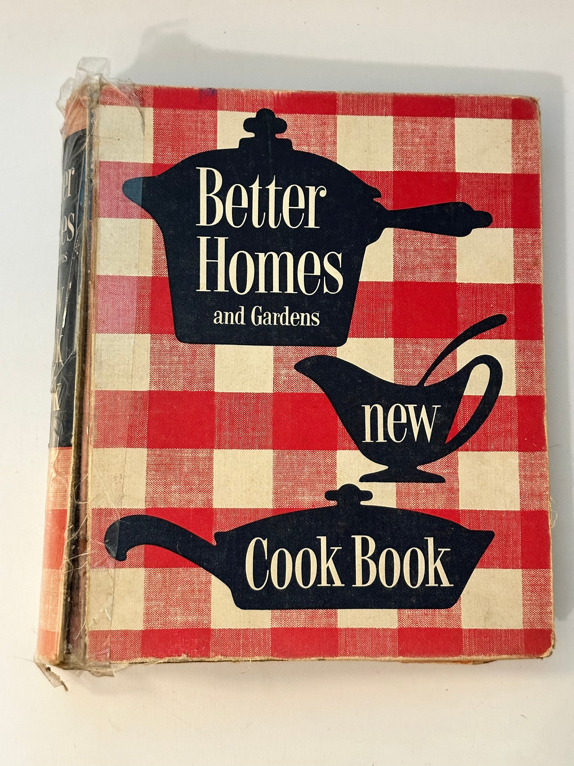 1953 Better Homes and Gardens new cookbook