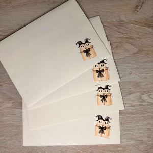 Spooky Halloween paper & envelopes