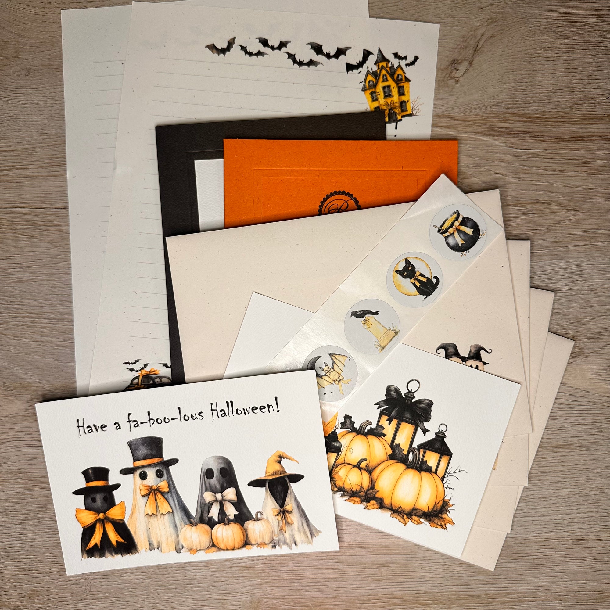 Spooky Halloween stationery kit