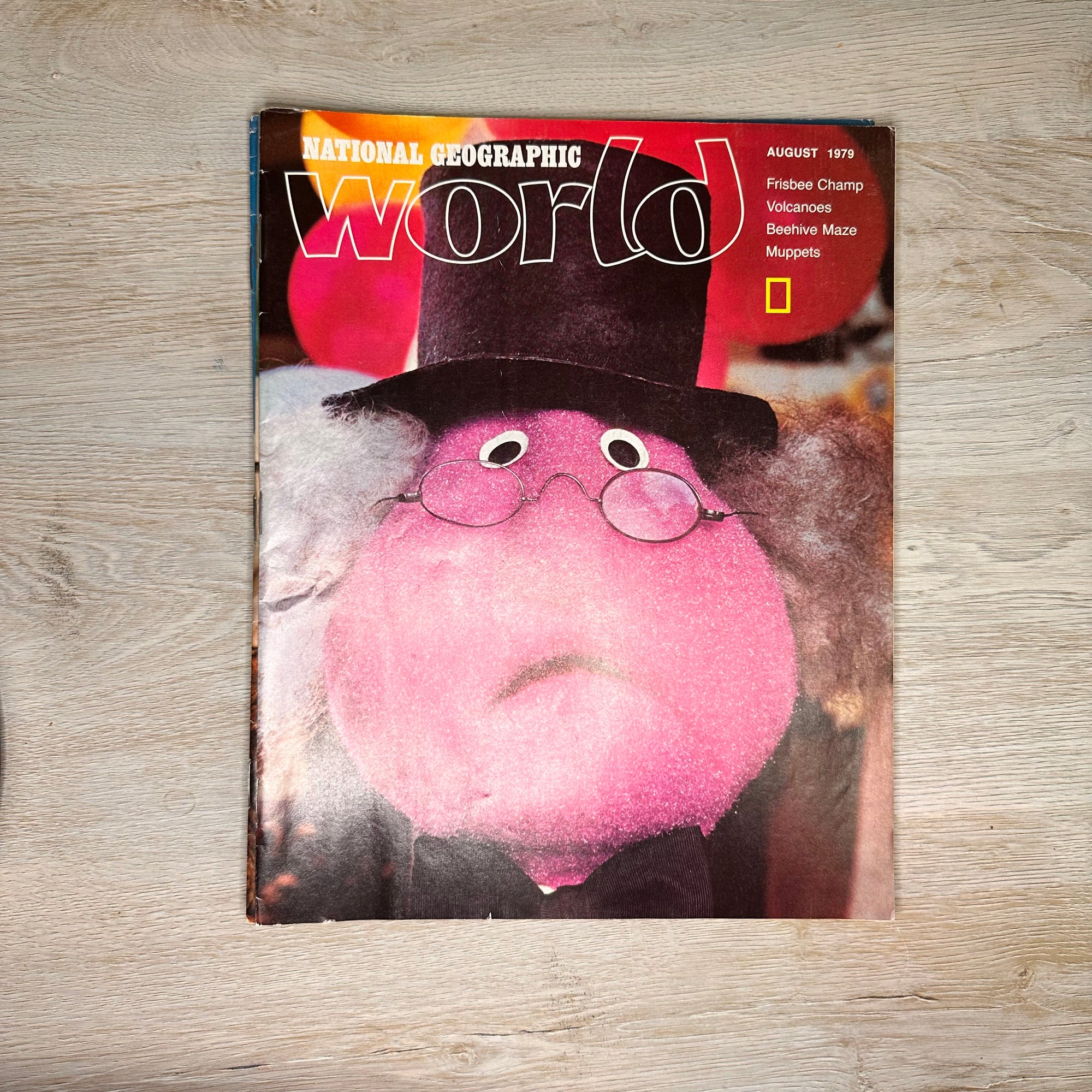 1979 World National Geographic kid magazines