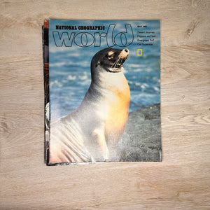 1981 World National Geographic kid magazines