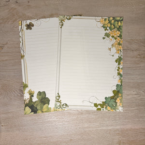 Clovers paper & envelopes